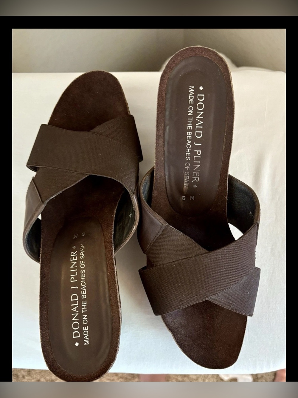 Donald J Pliner Made on the Beaches of Spain Brown Cross Strap Slide size 8